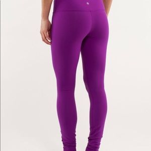 Lululemon Wunder Under pant size 6 purple-black